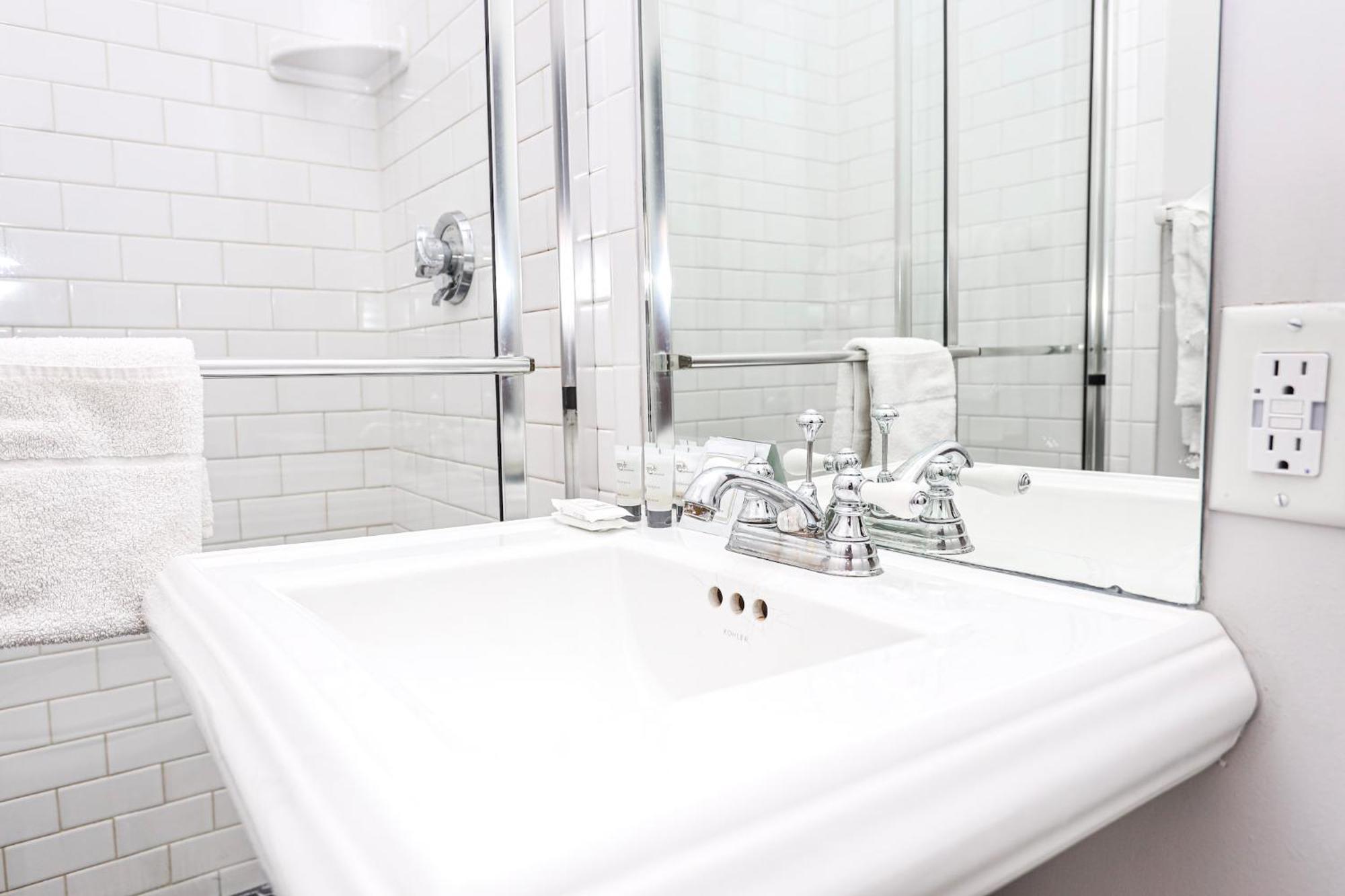 Stylish Downtown Studio In The Southend, C.Ave #24 Бостон Екстер'єр фото